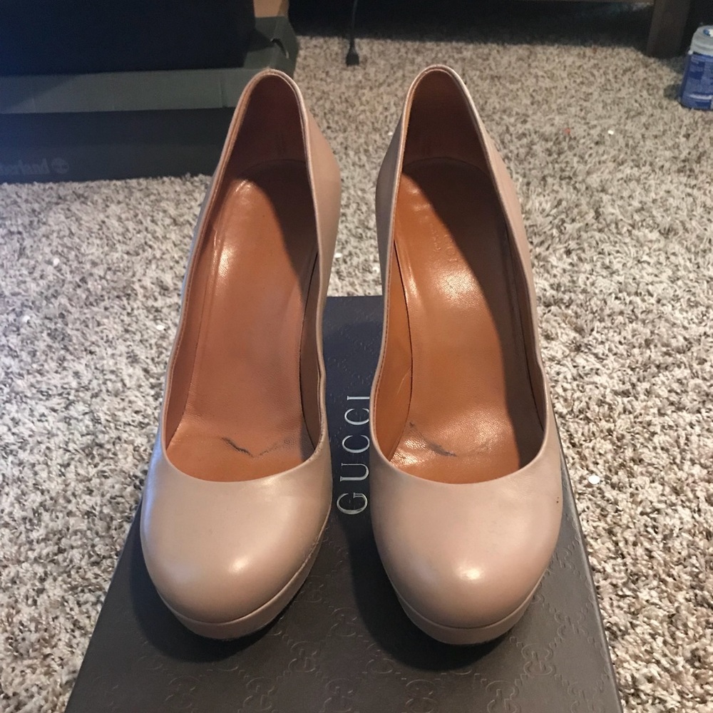 Gucci Pumps in Winter Rose